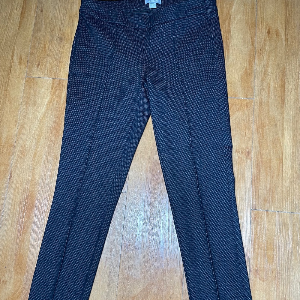 Kenar Business casual slacks with pleats